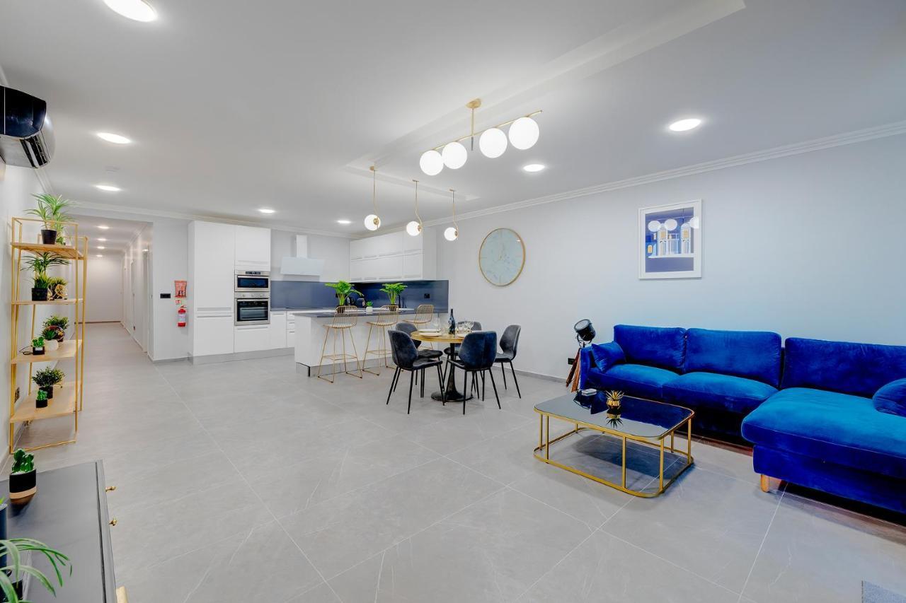 Art Deco Luxury Apartment, Central Location Слима Экстерьер фото