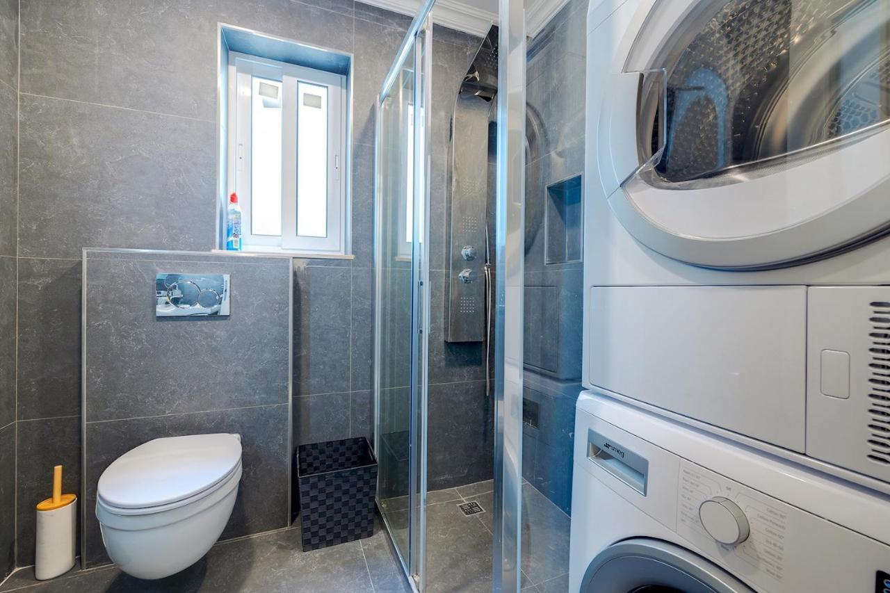 Art Deco Luxury Apartment, Central Location Слима Экстерьер фото